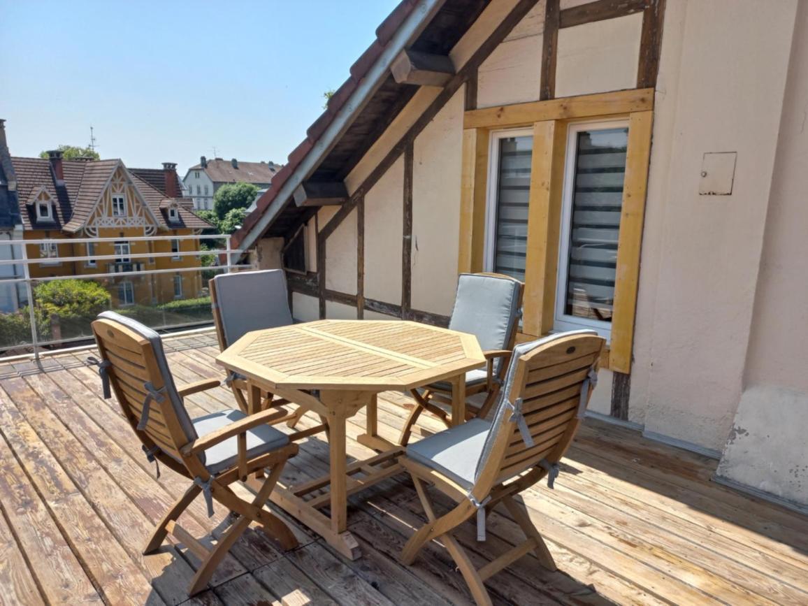 Appartement-Terrasse Parking Prive Meuble De Tourisme 4 Etoiles Belfort Exterior foto